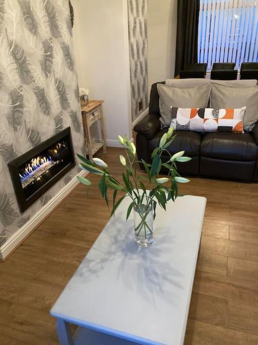 Coniston House Lancaster 3 Bedrooms Parking And Garden Extérieur photo