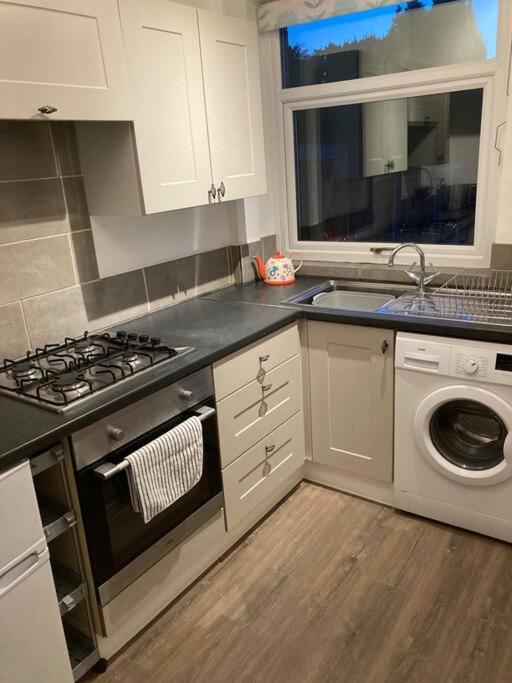 Coniston House Lancaster 3 Bedrooms Parking And Garden Extérieur photo